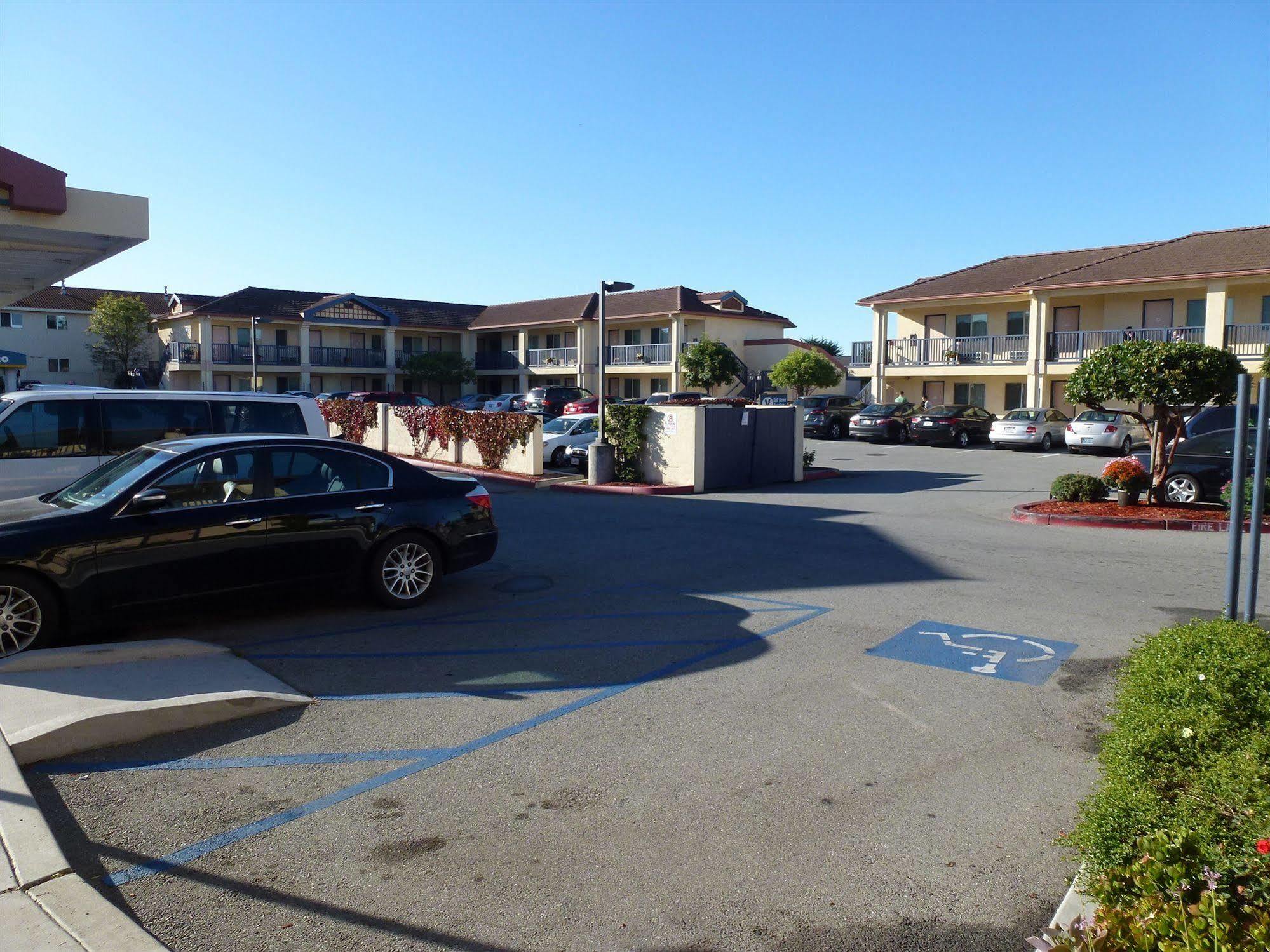 Monarch Valley Inn Marina At Monterey Bay Exterior foto
